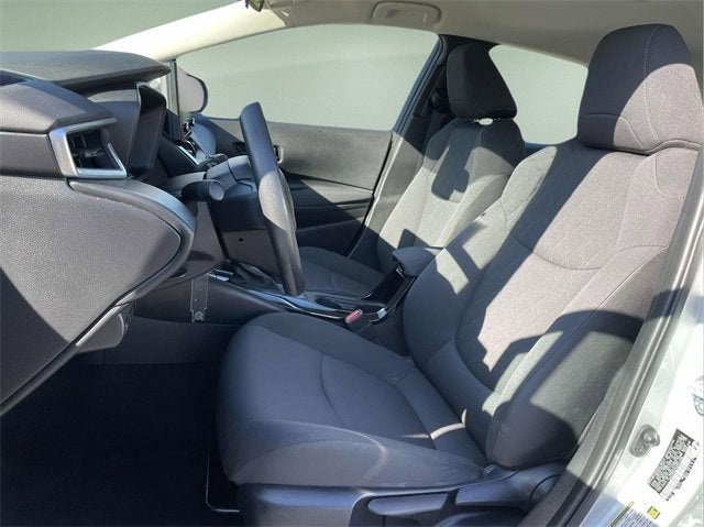 Used 2022 Toyota Corolla LE image 18