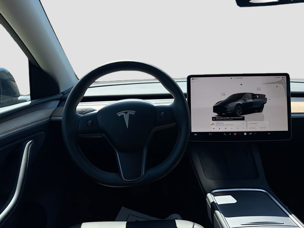 Used 2024 Tesla Model Y Long Range AWD/4WD image 21