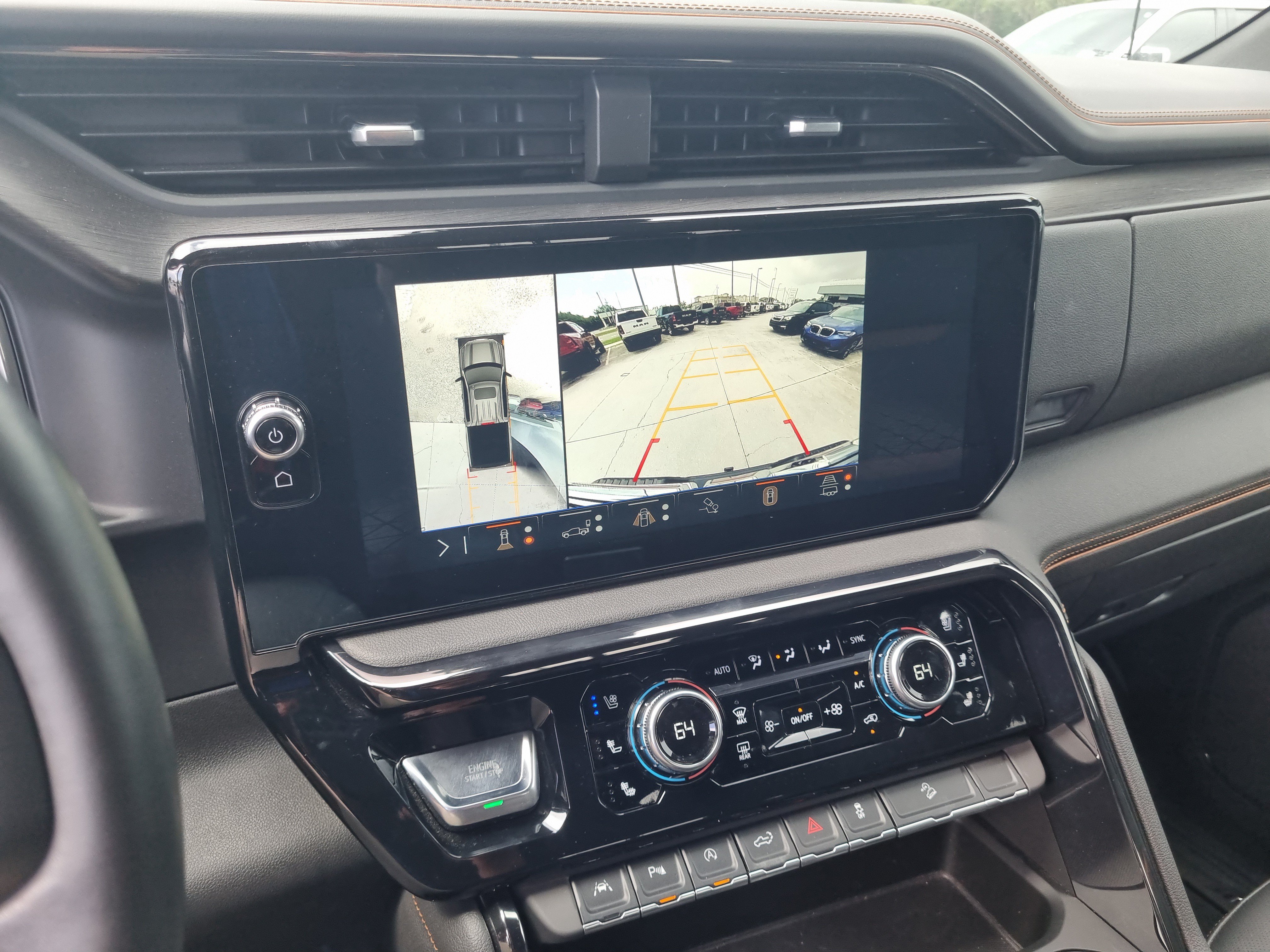 Used 2024 GMC Sierra 1500 AT4 w/ Technology Package AWD/4WD image 29