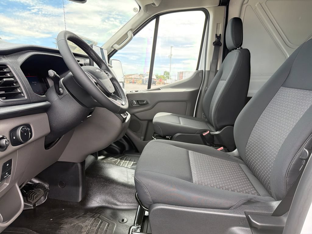 New 2026 Ford Transit 250 148 Medium Roof Extended AWD image 17