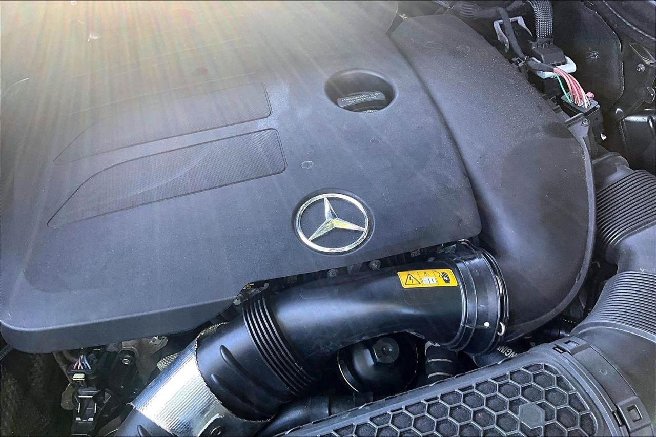 Used 2022 Mercedes-Benz GLE 350 4MATIC image 32