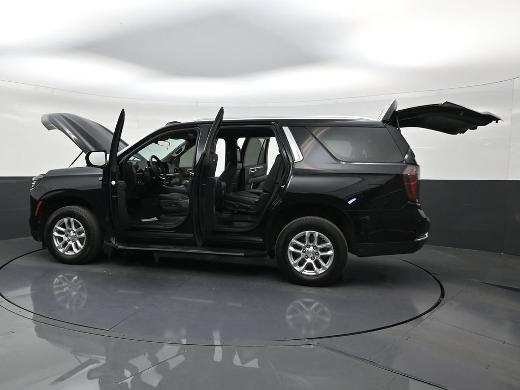 Used 2025 Chevrolet Tahoe LS RWD image 30