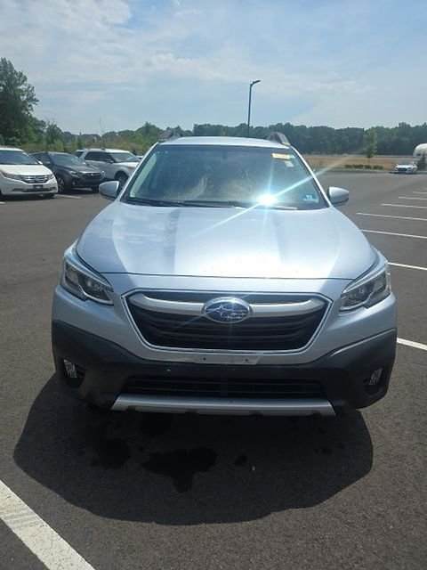 Used 2020 Subaru Outback Limited AWD/4WD image 2