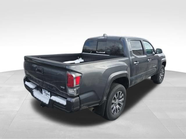 Used 2023 Toyota Tacoma Limited image 9