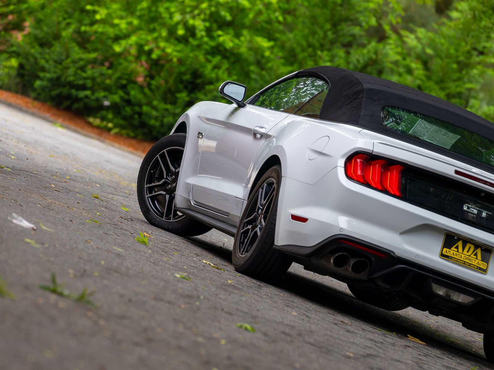 Used 2019 Ford Mustang GT Premium w/ Equipment Group 401A RWD image 25