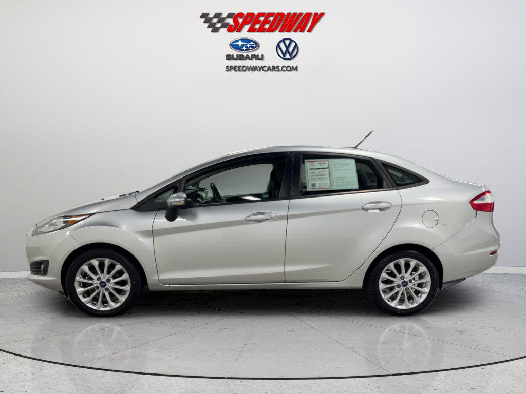 Used 2014 Ford Fiesta SE w/ Equipment Group 201A FWD image 10
