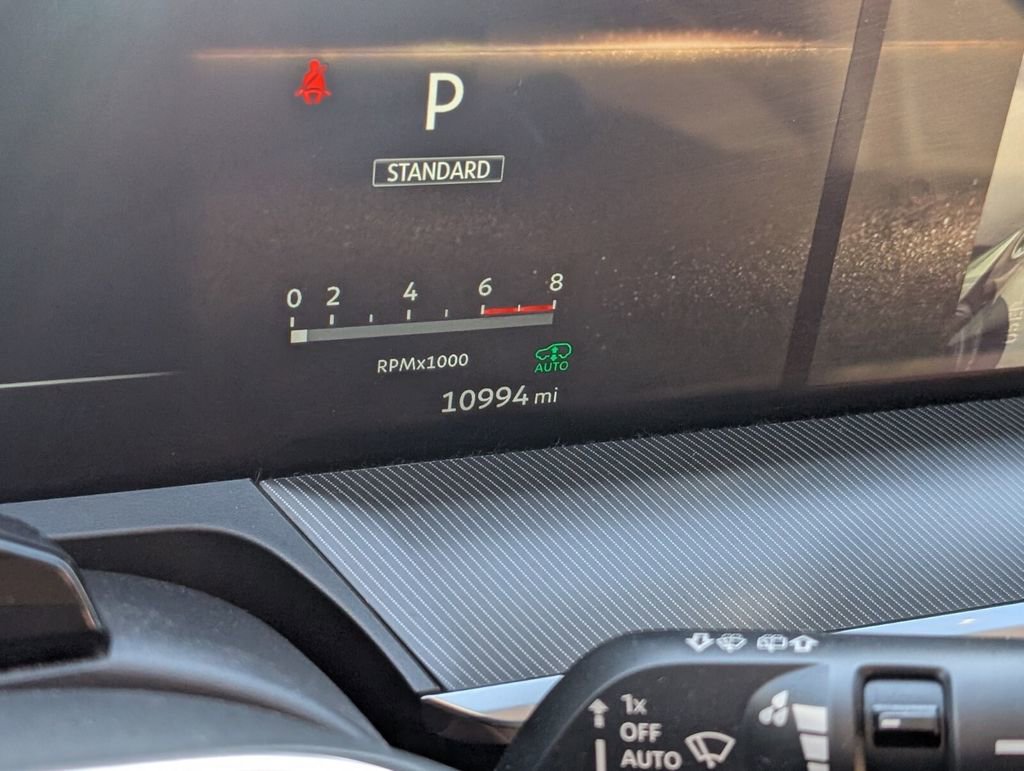 Used 2025 INFINITI QX80 Luxe image 28