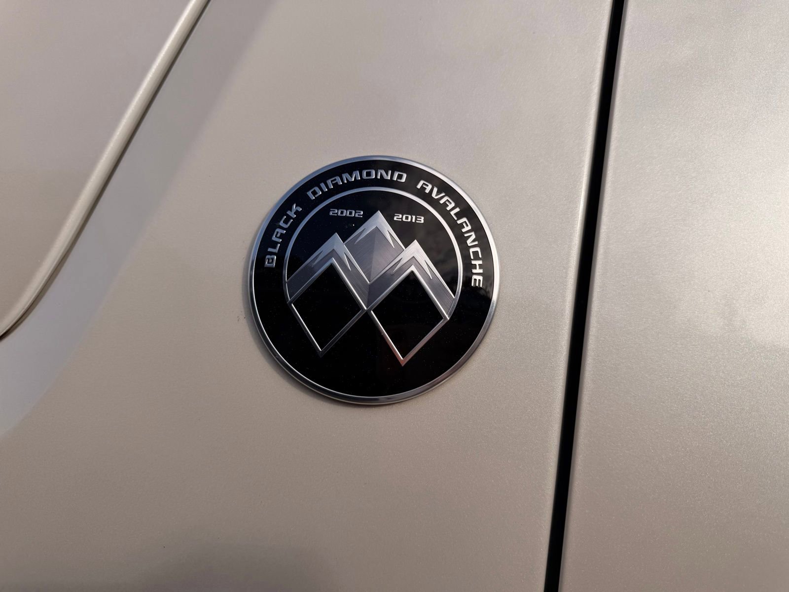Used 2013 Chevrolet Avalanche LTZ AWD/4WD image 6