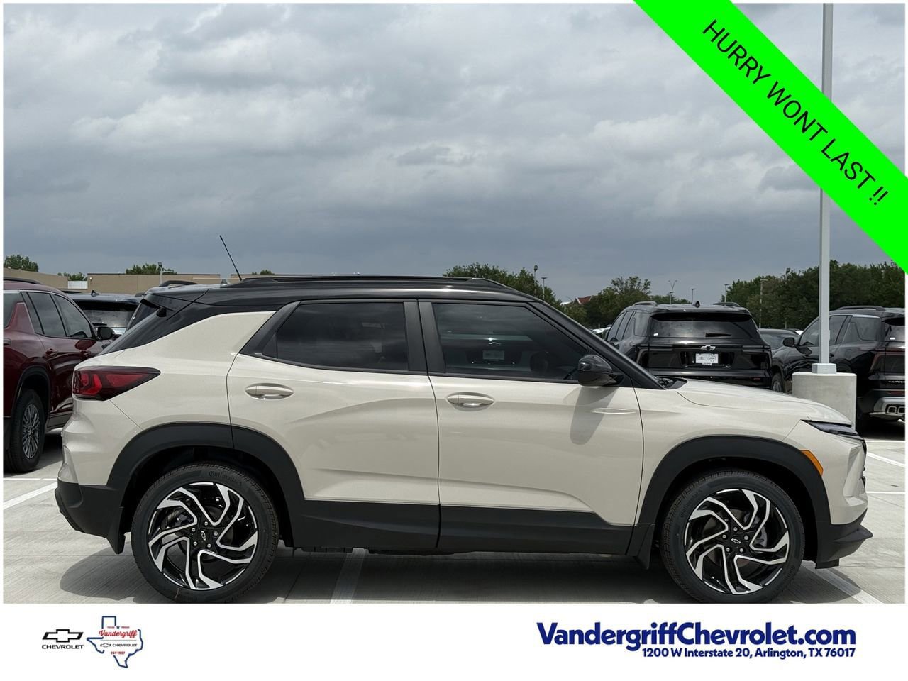 New 2026 Chevrolet TrailBlazer RS w/ Convenience Package FWD image 3