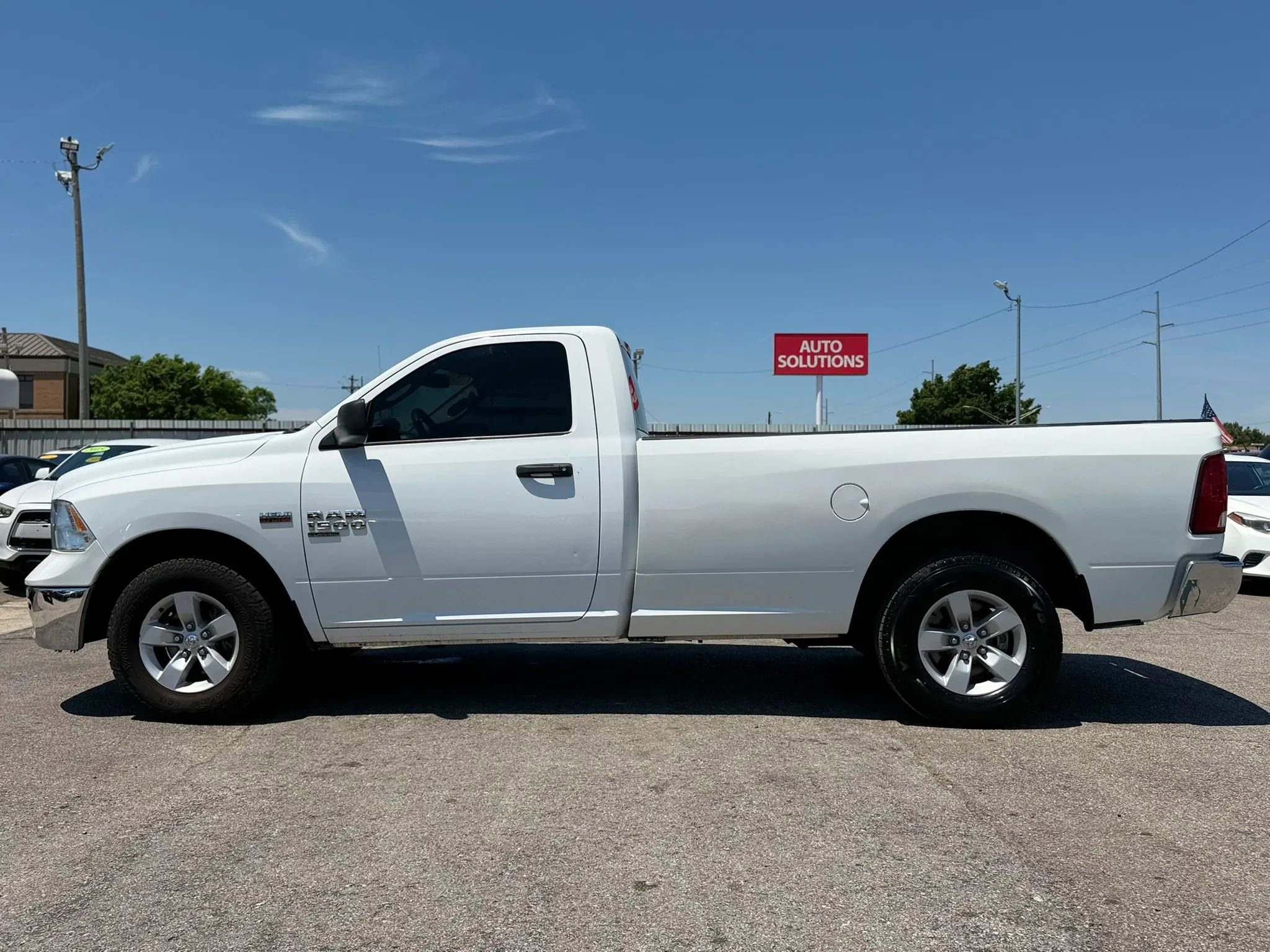 Used 2020 RAM 1500 Tradesman w/ Chrome Plus Package RWD image 8