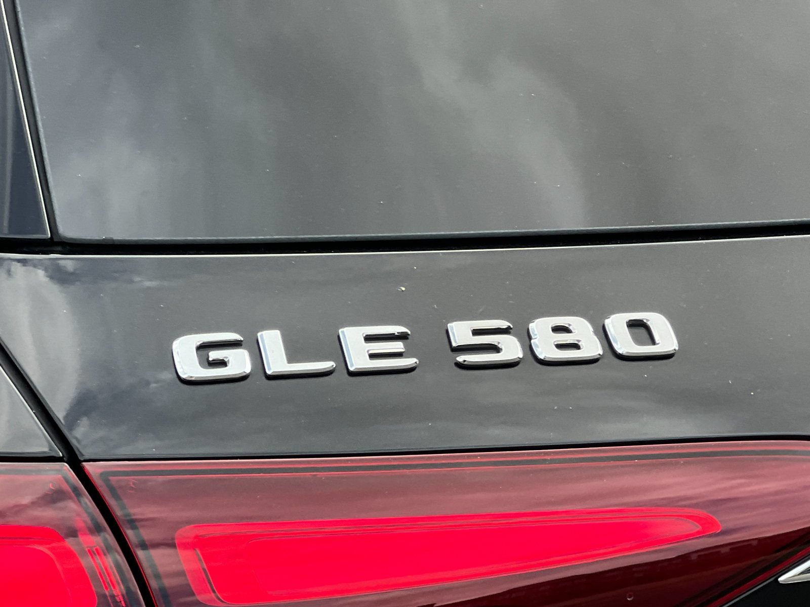 Used 2026 Mercedes-Benz GLE 580 4MATIC image 25