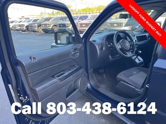 Used 2015 Jeep Patriot Sport w/ Power Value Group FWD image 4
