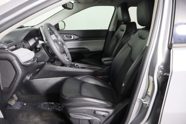 Used 2022 Jeep Compass Latitude AWD/4WD image 14
