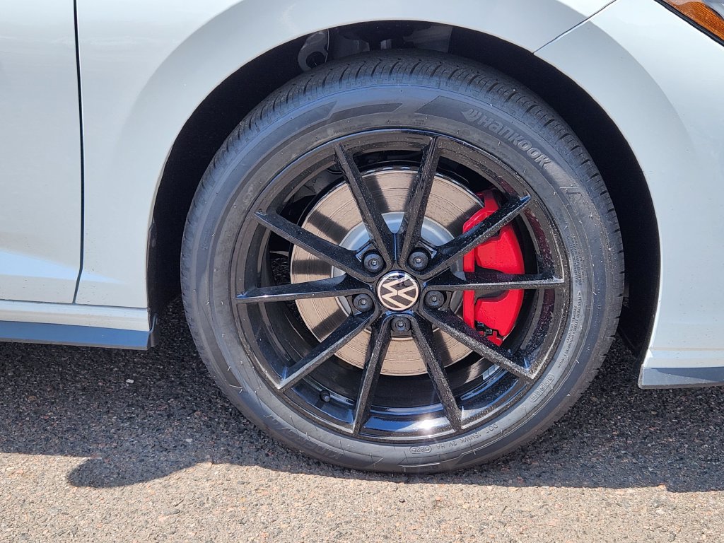 New 2026 Volkswagen Jetta GLI Autobahn FWD image 9
