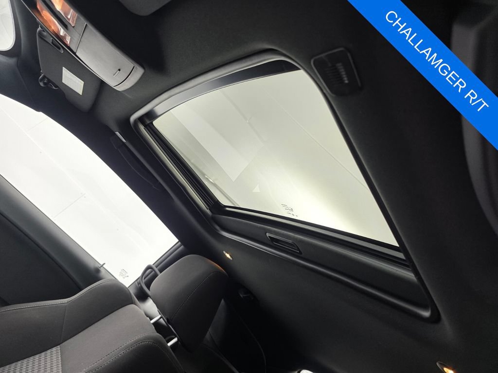 Used 2023 Dodge Challenger R/T RWD image 12