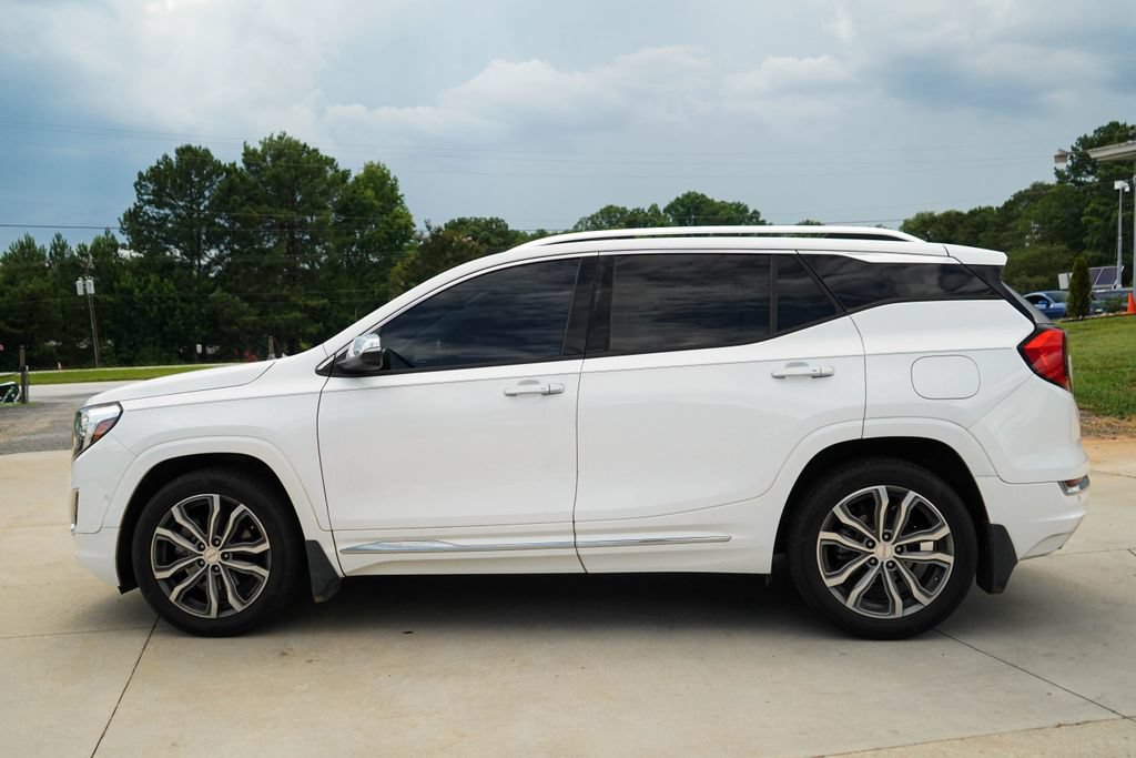 Used 2018 GMC Terrain Denali w/ Advanced Safety Package FWD image 24