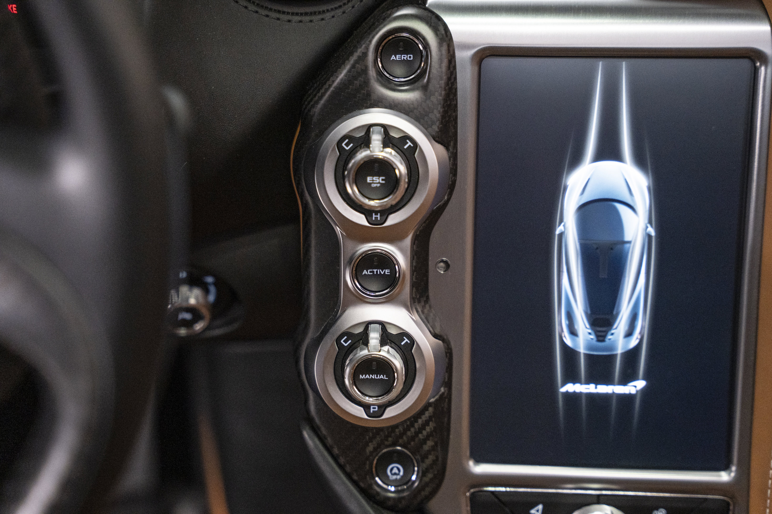 Used 2020 McLaren 720S Spider image 43