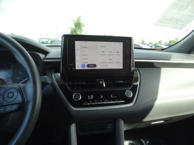 Used 2024 Toyota Corolla Cross Hybrid Nightshade Edition image 27