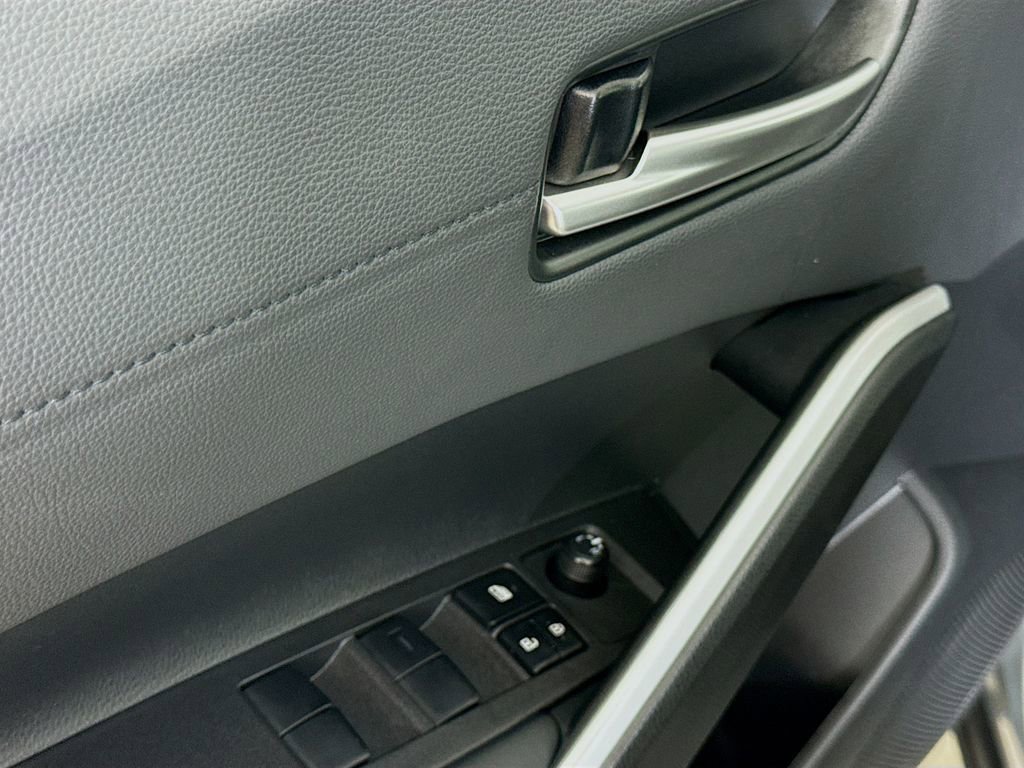 Certified 2025 Toyota Corolla Cross XLE image 16