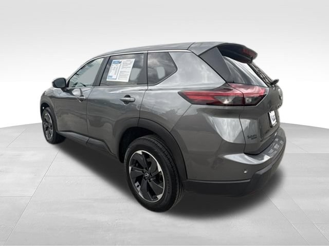 Used 2024 Nissan Rogue SV FWD image 5