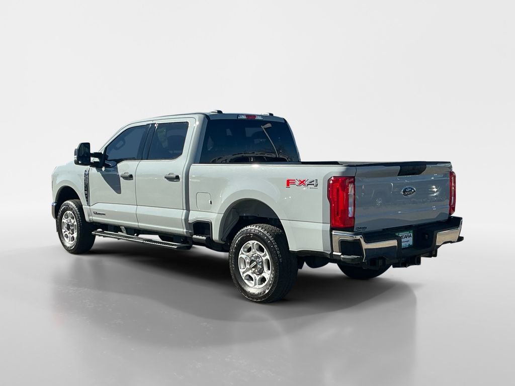 Used 2025 Ford F250 XLT w/ FX4 Off-Road Package AWD/4WD image 3