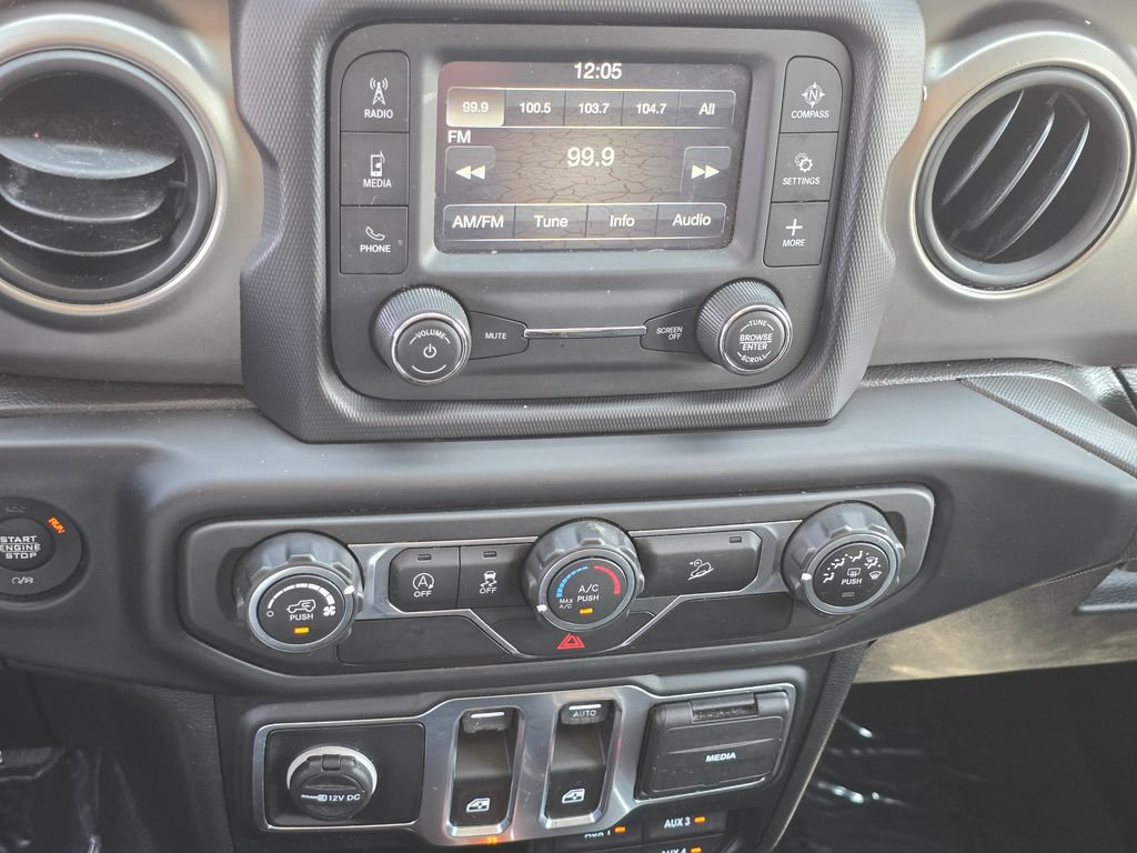 Used 2019 Jeep Wrangler Sport AWD/4WD image 32