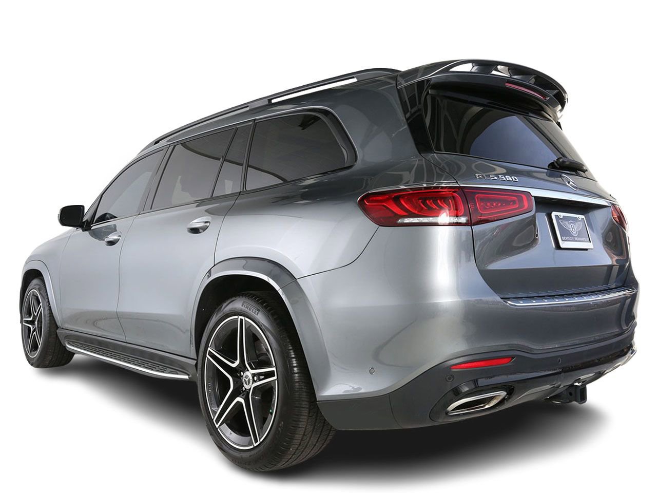 Used 2023 Mercedes-Benz GLS 580 4MATIC image 3