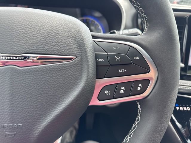 New 2026 Chrysler Pacifica Select image 22