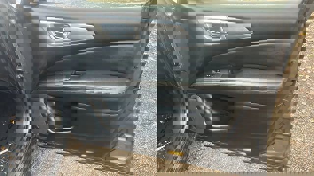 Used 2018 Nissan Pathfinder SL w/ SL Premium Package image 15