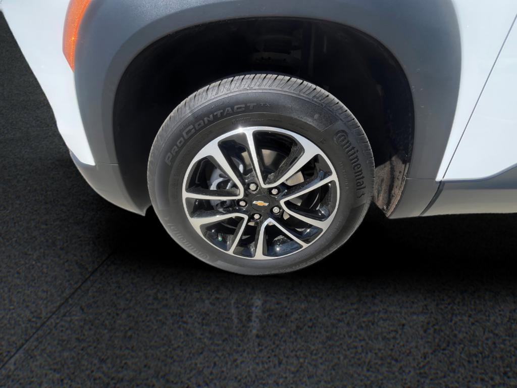 Used 2026 Chevrolet TrailBlazer LT AWD/4WD image 10