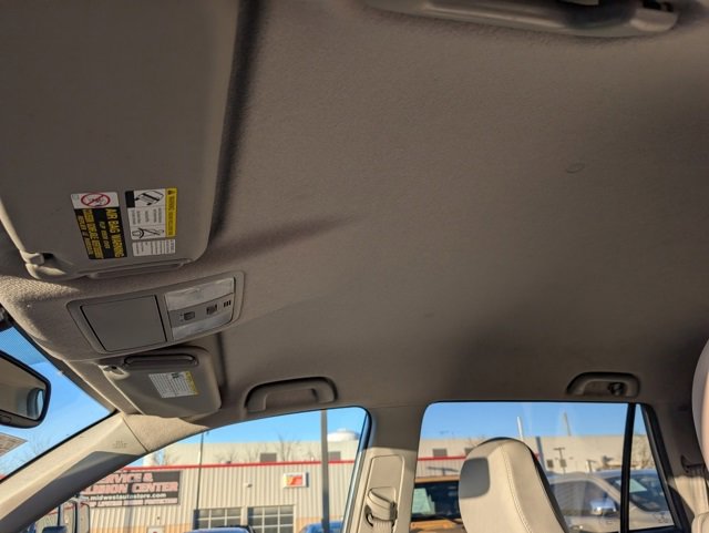 Used 2014 Toyota RAV4 EV image 18