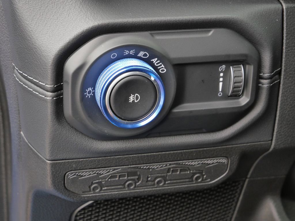 Used 2024 Jeep Wrangler Unlimited Rubicon 392 image 35