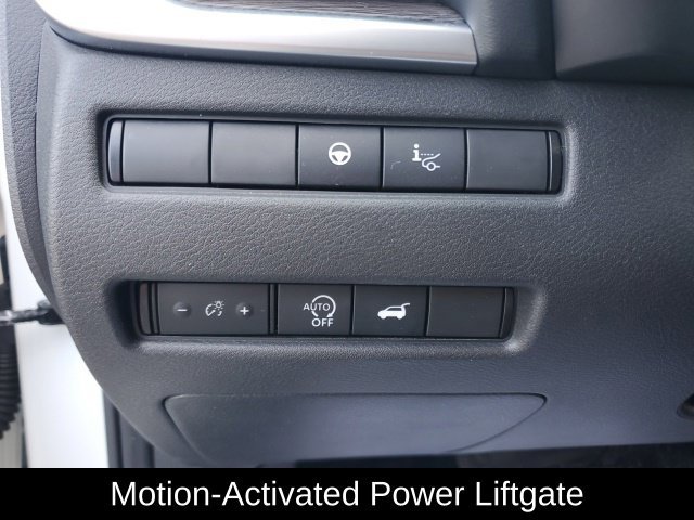 Certified 2024 Nissan Rogue Platinum w/ Platinum Premium Package AWD/4WD image 27