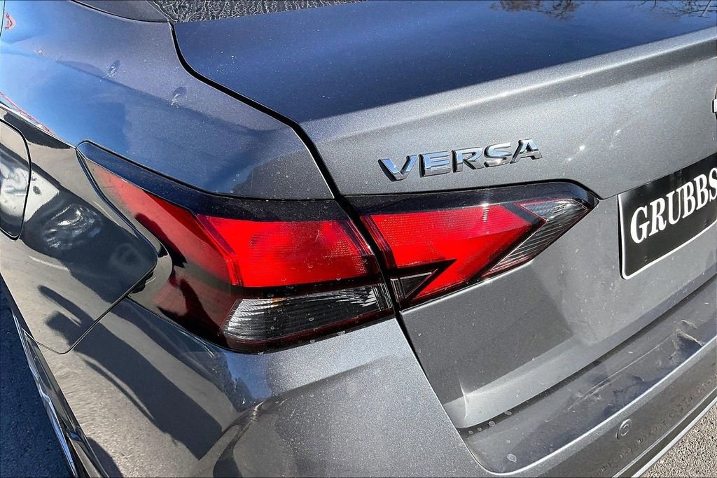 New 2025 Nissan Versa S w/ Trunk Package FWD image 32