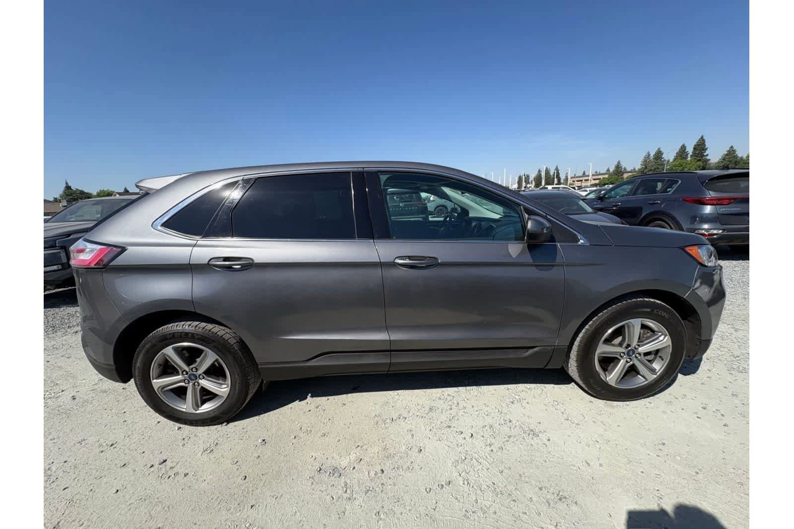 Used 2022 Ford Edge SEL w/ Convenience Package image 9