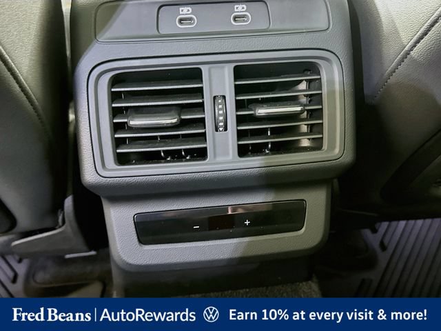 Used 2025 Audi Q5 Premium Plus w/ Premium Plus AWD/4WD image 33