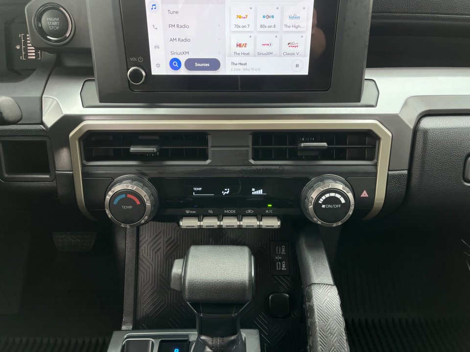 Certified 2025 Toyota Tacoma SR5 image 22