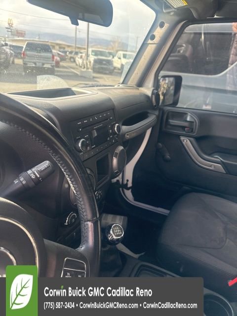 Used 2015 Jeep Wrangler Unlimited Sport image 43