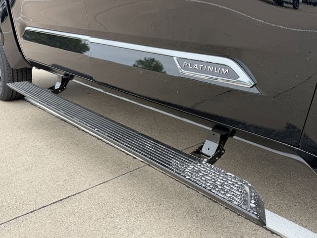 New 2026 Toyota Tundra Platinum AWD/4WD image 9