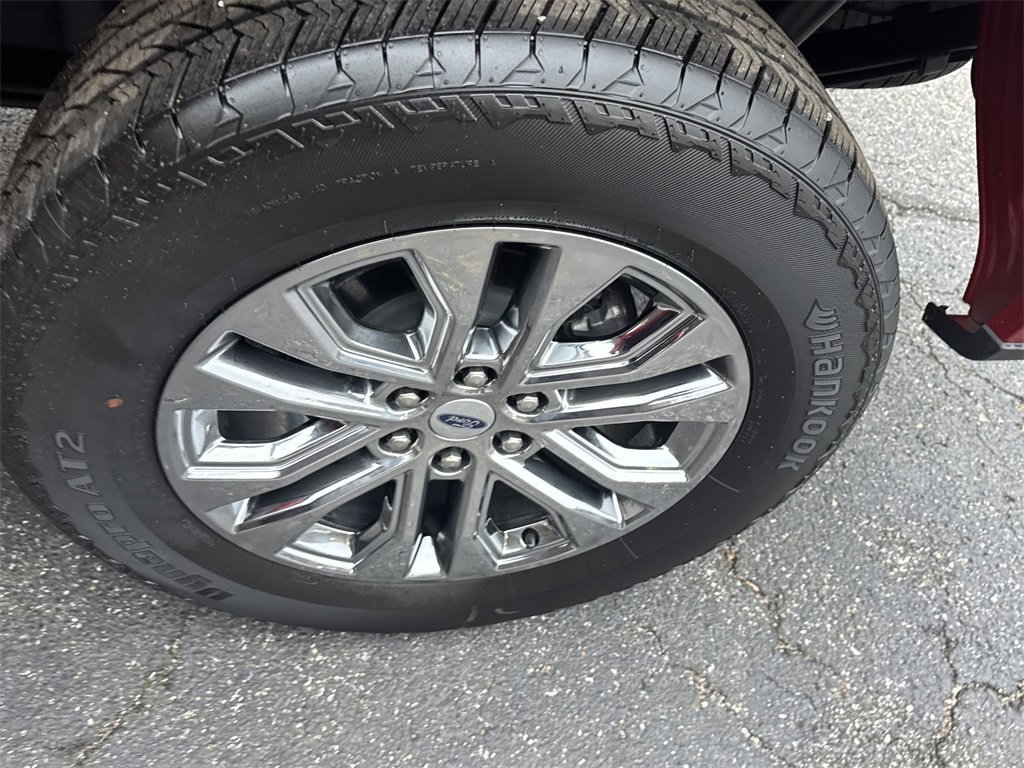 New 2025 Ford F150 Lariat w/ Equipment Group 502A High image 10