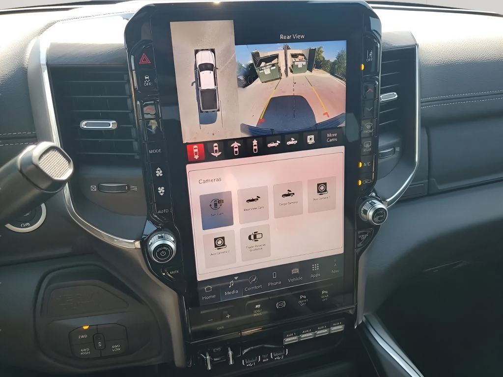 New 2025 RAM 2500 Laramie AWD/4WD image 29