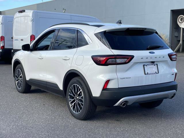New 2023 Ford Escape SE image 5