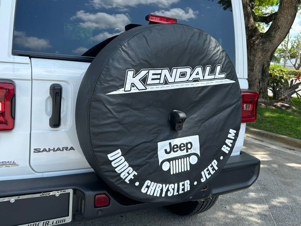 New 2025 Jeep Wrangler Sahara image 30