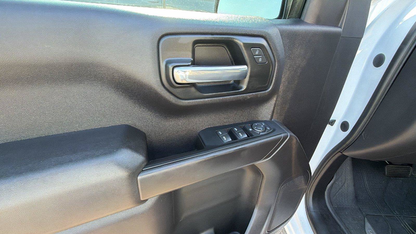Used 2023 Chevrolet Silverado 1500 Custom Trail Boss AWD/4WD image 15