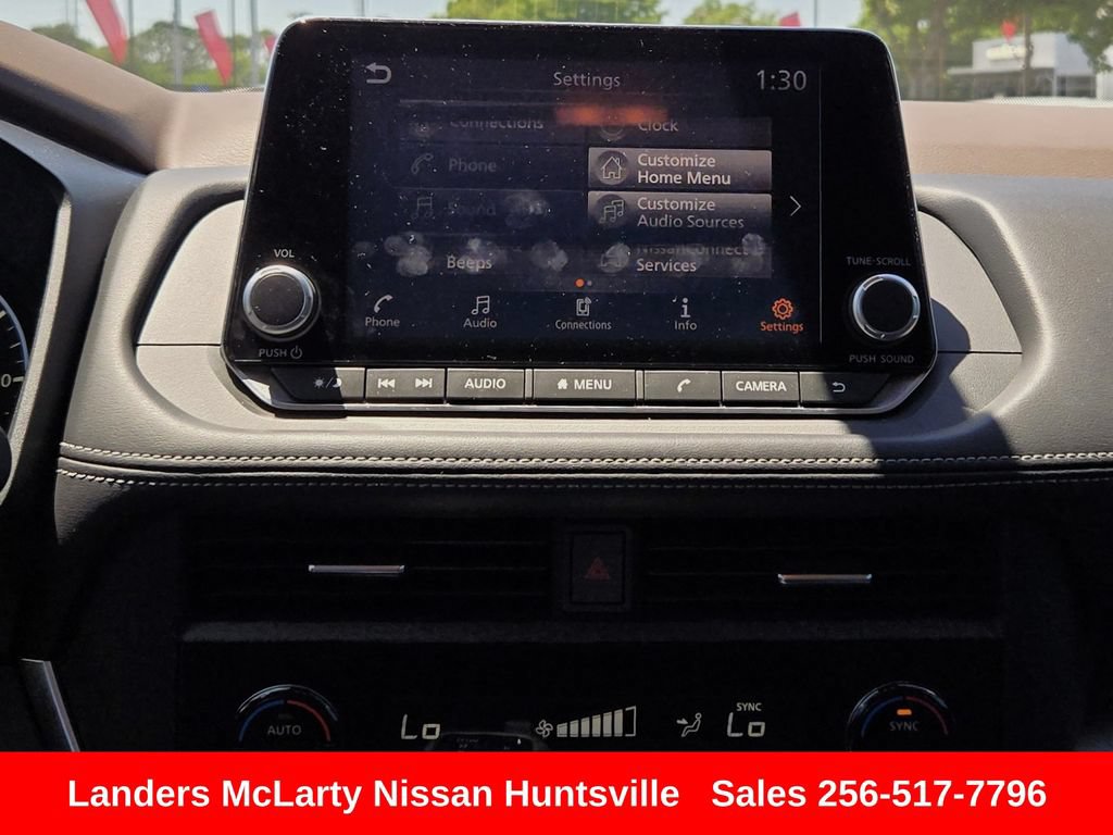 Used 2023 Nissan Rogue SV FWD image 18