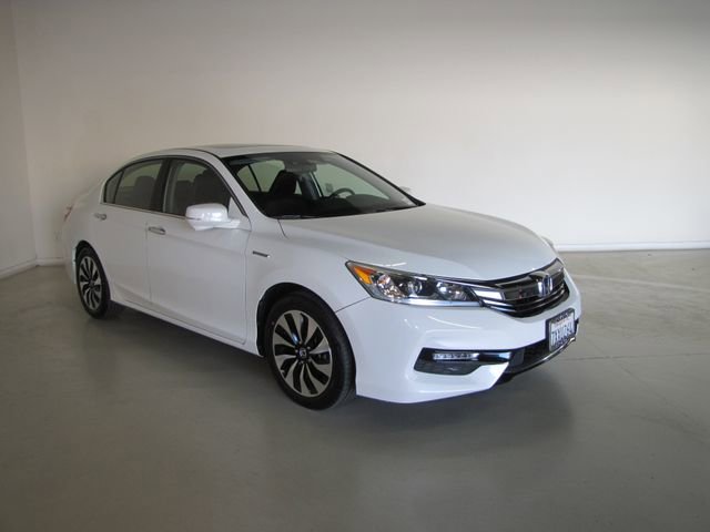 Certified 2017 Honda Accord EX-L image 3