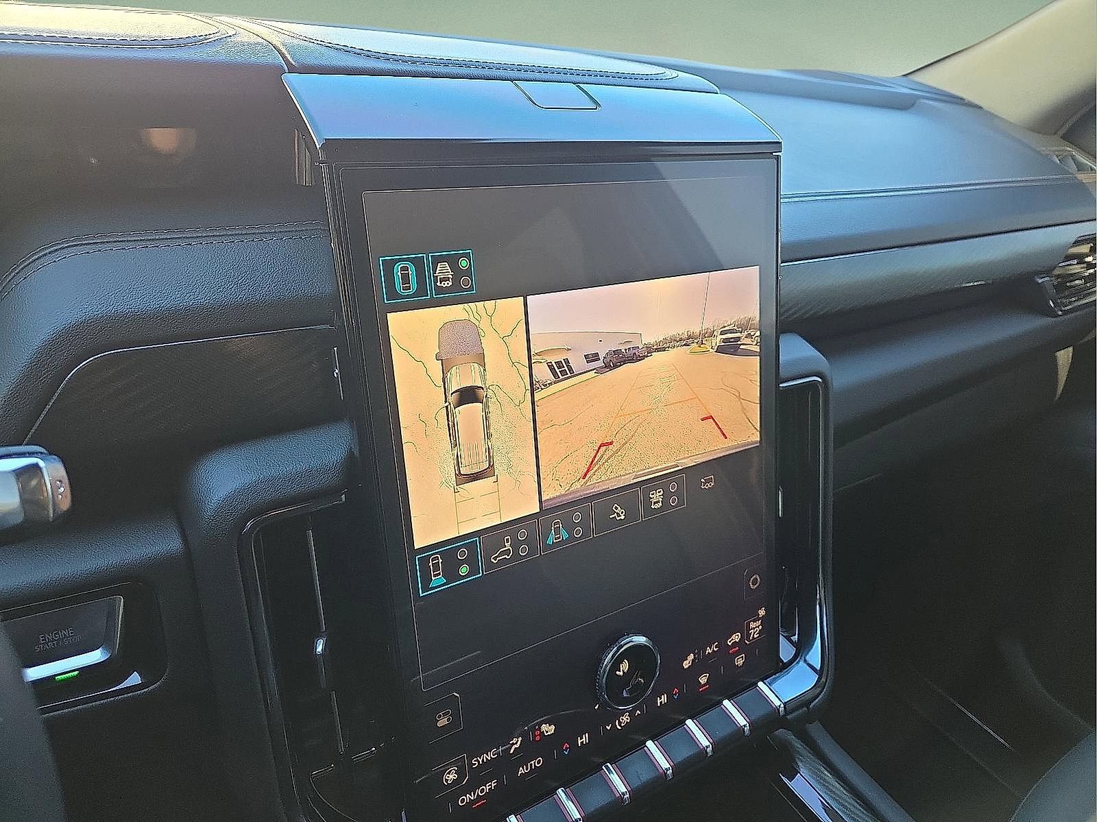 Used 2025 GMC Yukon AT4 w/ AT4 Premium Plus Package image 19