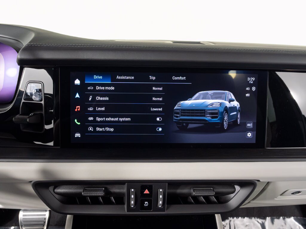 New 2026 Porsche Cayenne GTS AWD/4WD image 25