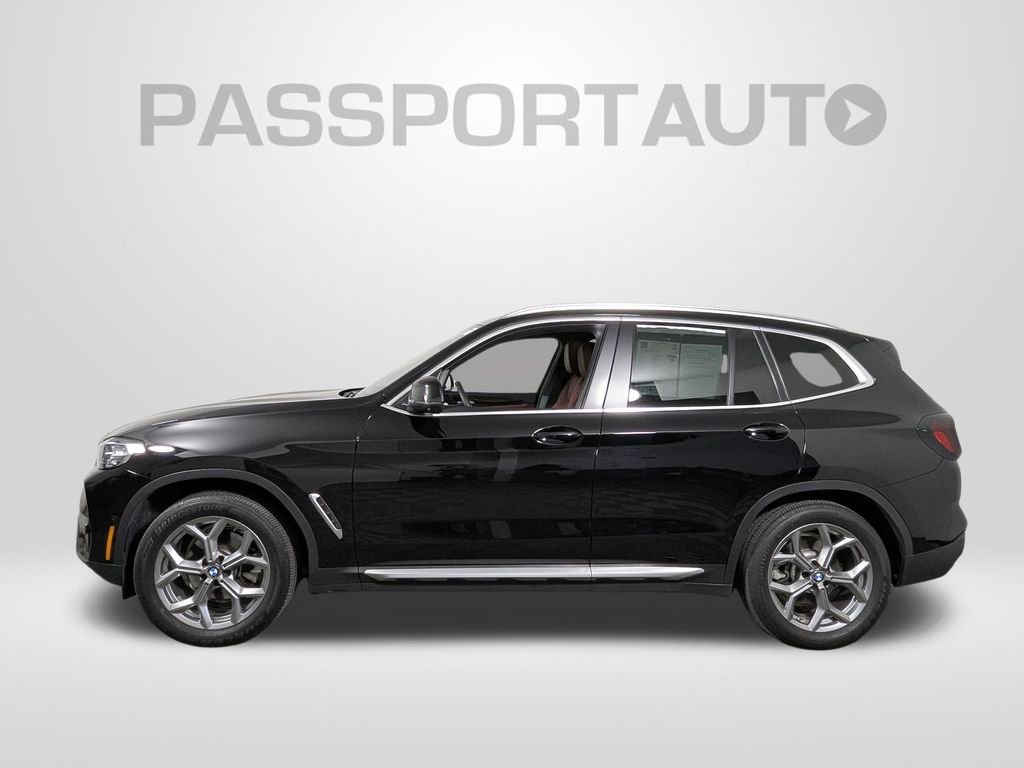 Used 2023 BMW X3 xDrive30i w/ Premium Package image 2