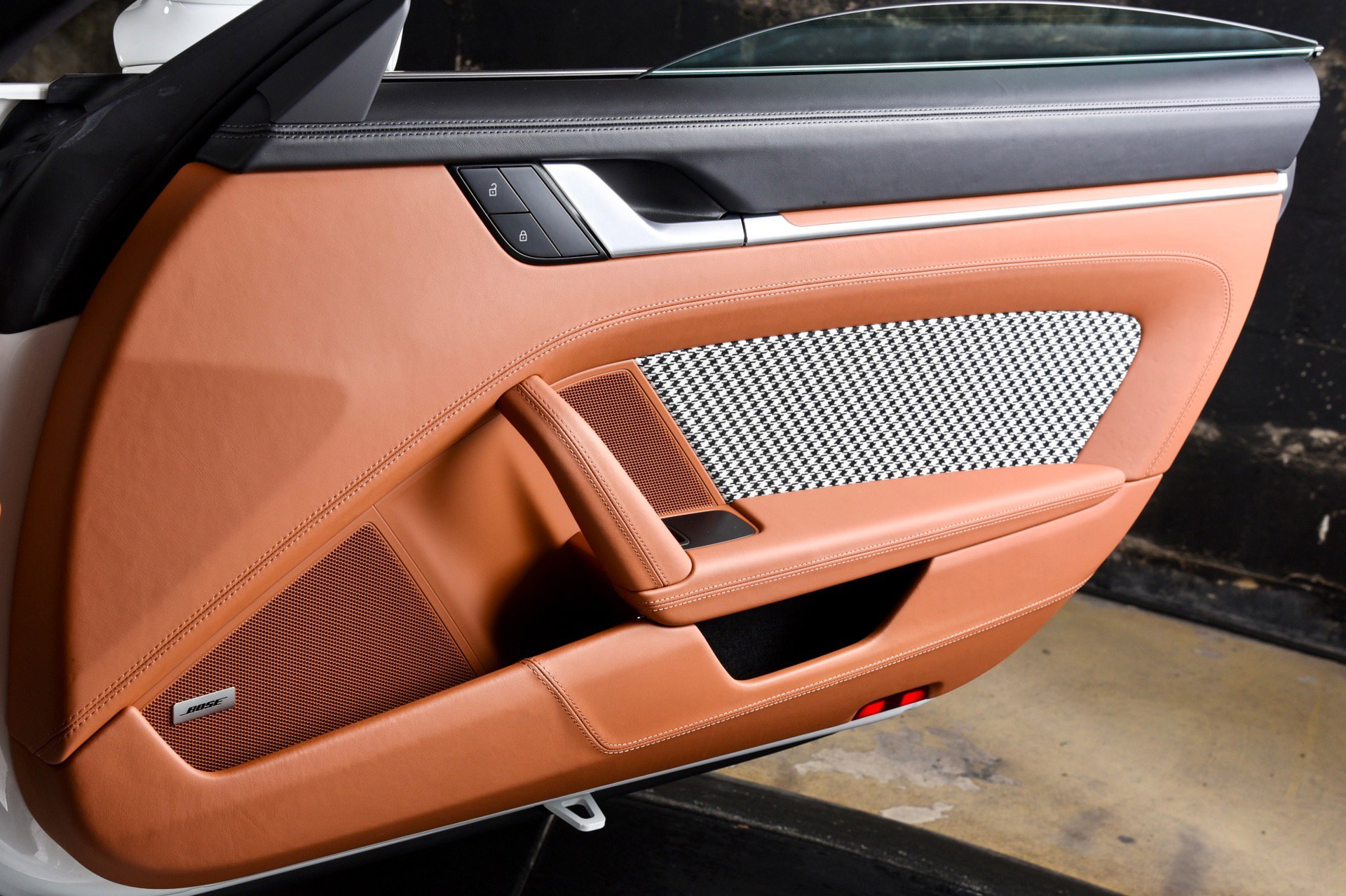 Used 2024 Porsche 911 Carrera S image 25